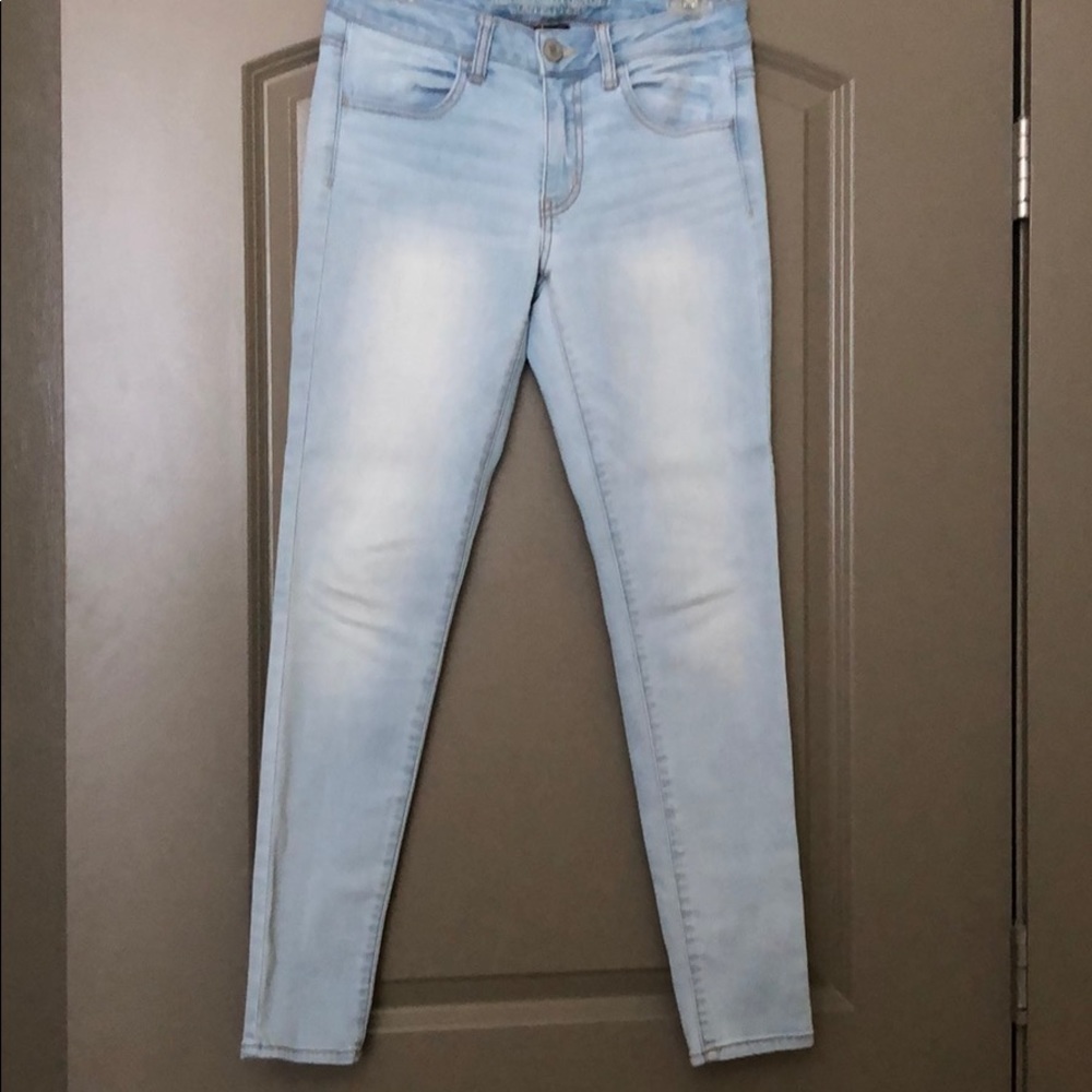 Light wash jeans